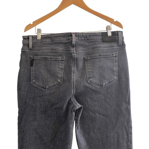 Paige Cindy Straight Jeans in Ash Black Size 34 – Raw Hem, Premium Stretch Denim - Picture 9 of 13